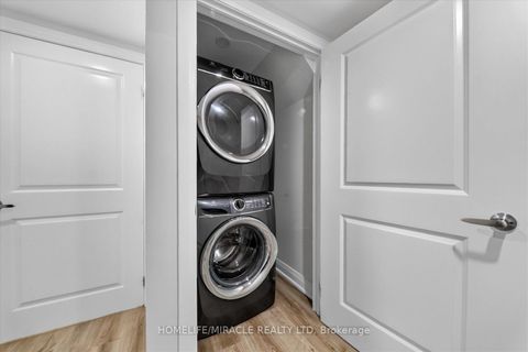 Photo 27 at 18 Elderfield Crescent, Etobicoke West Mall, Toronto
