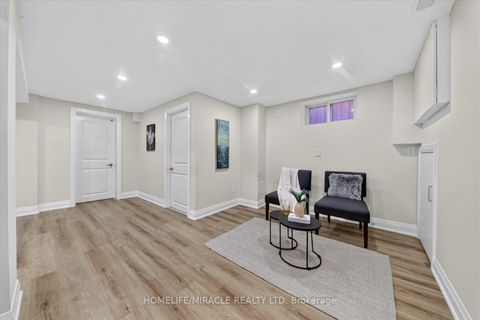 Photo 28 at 18 Elderfield Crescent, Etobicoke West Mall, Toronto