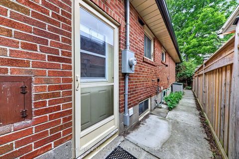 Photo 41 at 18 Elderfield Crescent, Etobicoke West Mall, Toronto