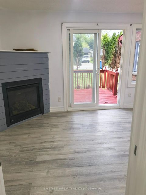Photo 5 at 298 Lakeview Boulevard, Keswick South, Georgina