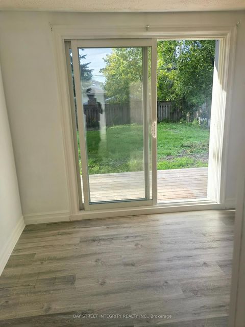 Photo 7 at 298 Lakeview Boulevard, Keswick South, Georgina