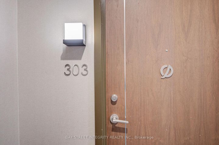 Photo 25 at 303 - 117 McMahon Drive, Bayview Village, Toronto