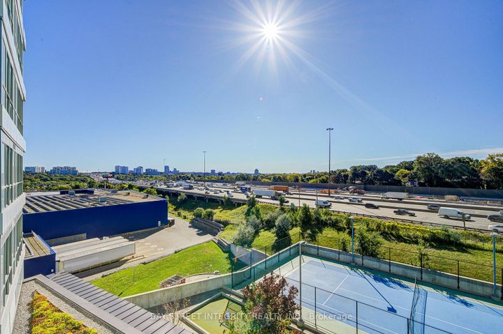 Photo 29 at 303 - 117 McMahon Drive, Bayview Village, Toronto