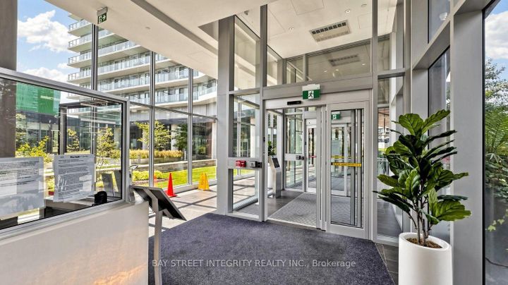 Photo 32 at 303 - 117 McMahon Drive, Bayview Village, Toronto
