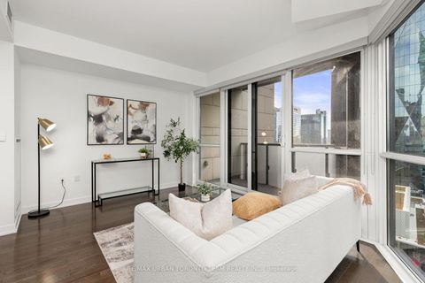 Photo 4 at 2104 - 1 The Esplanade Avenue, Waterfront Communities C8, Toronto