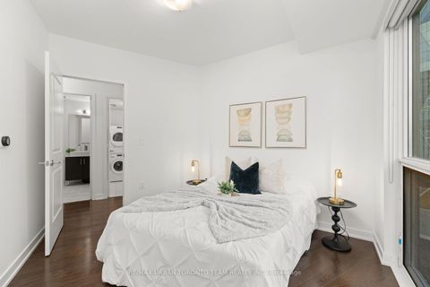 Photo 14 at 2104 - 1 The Esplanade Avenue, Waterfront Communities C8, Toronto