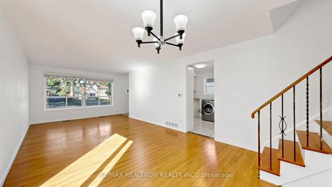 Photo 7 at 23 Lesgay Crescent, Don Valley Village, Toronto