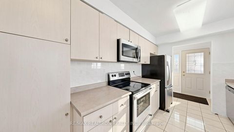 Photo 12 at 23 Lesgay Crescent, Don Valley Village, Toronto
