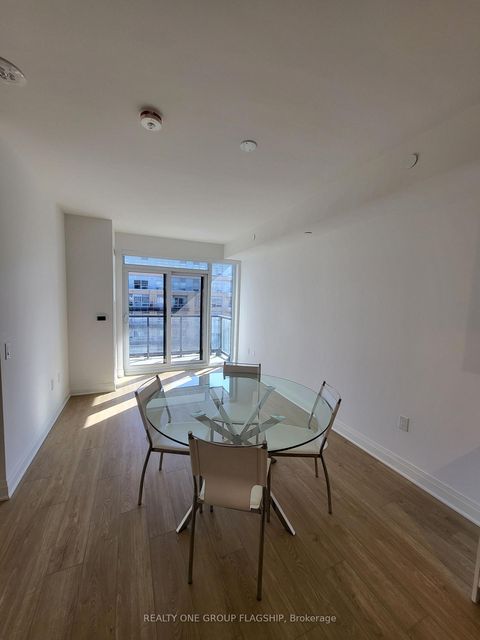 Photo 11 at 618 - 700 Sheppard Avenue W, Bathurst Manor, Toronto