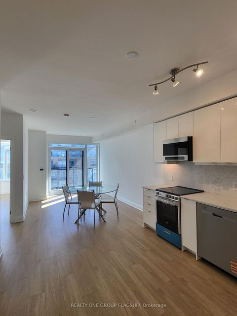 Photo 23 at 618 - 700 Sheppard Avenue W, Bathurst Manor, Toronto