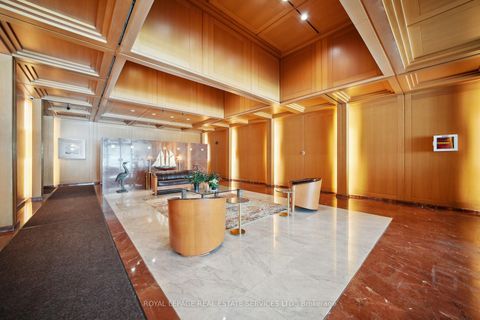 Photo 3 at 601 - 480 Queens Quay W, Waterfront Communities C1, Toronto