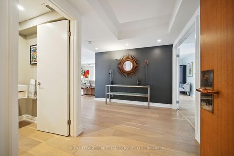 Photo 5 at 601 - 480 Queens Quay W, Waterfront Communities C1, Toronto