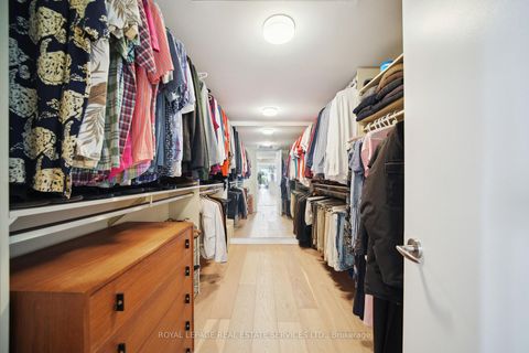 Photo 11 at 601 - 480 Queens Quay W, Waterfront Communities C1, Toronto