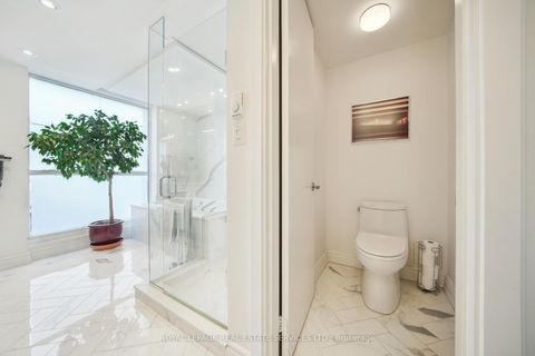 Photo 18 at 601 - 480 Queens Quay W, Waterfront Communities C1, Toronto