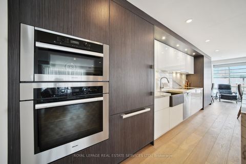 Photo 29 at 601 - 480 Queens Quay W, Waterfront Communities C1, Toronto