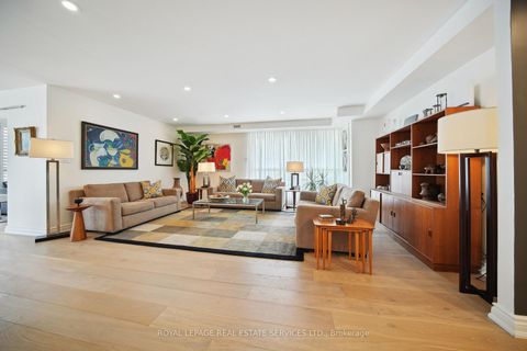 Photo 36 at 601 - 480 Queens Quay W, Waterfront Communities C1, Toronto