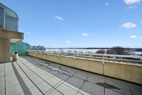 Photo 46 at 601 - 480 Queens Quay W, Waterfront Communities C1, Toronto