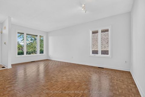 Photo 10 at 149 Haymer Drive, Maple, Vaughan