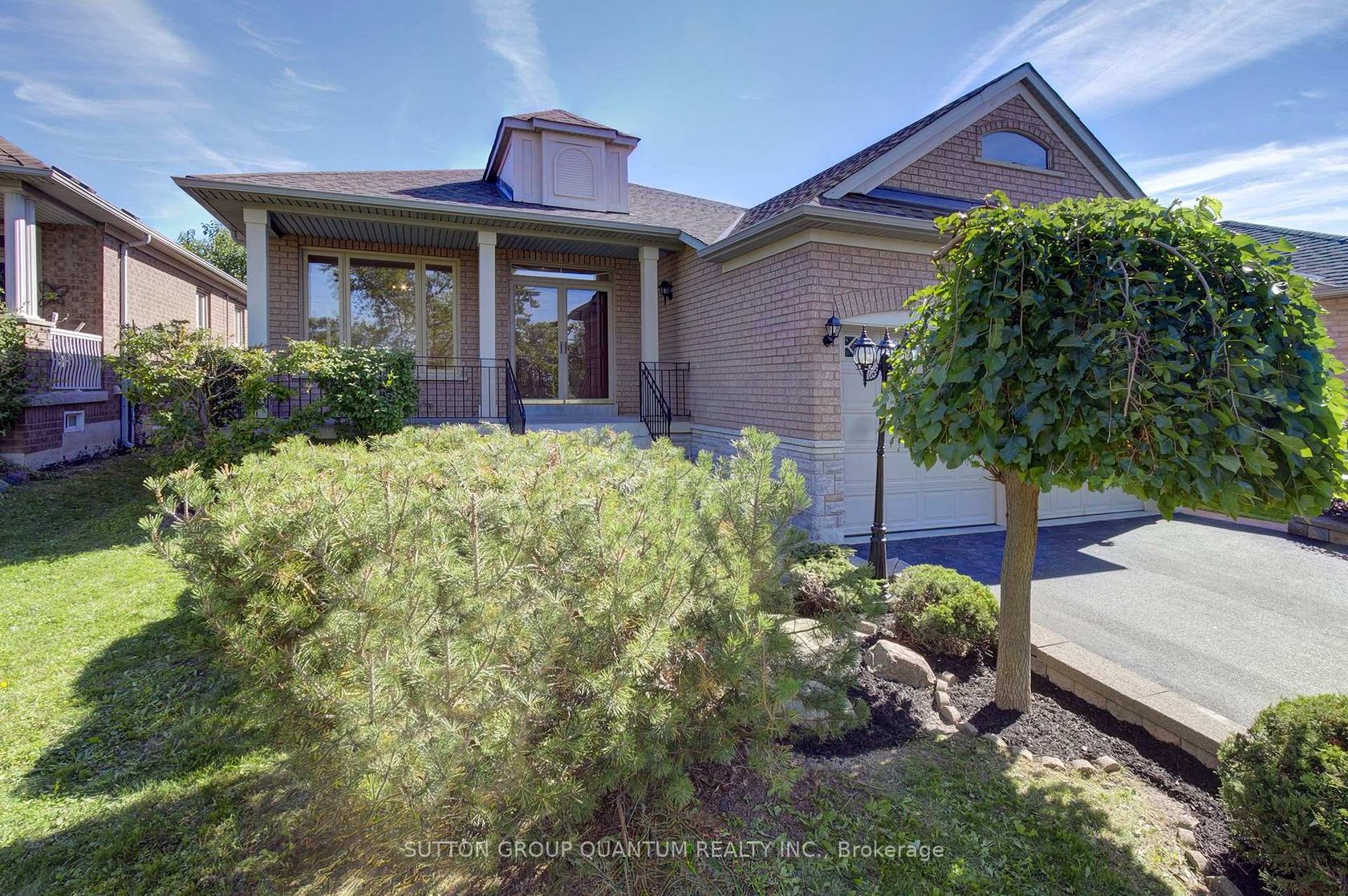 149 Haymer Drive, Maple, Vaughan photo number 2