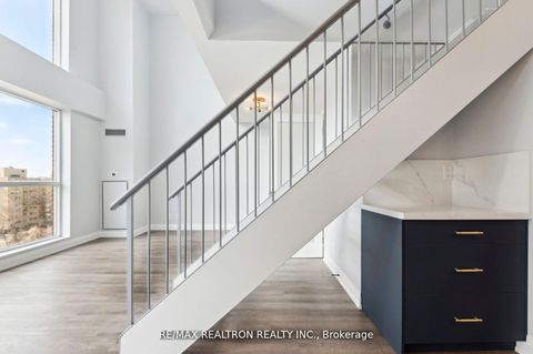 Photo 19 at 906 - 18 Merton Street, Mount Pleasant West, Toronto