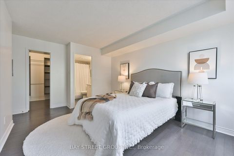 Photo 14 at 1210 - 260 Doris Avenue, Willowdale East, Toronto