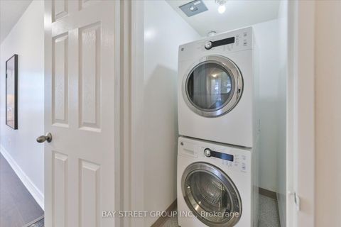 Photo 19 at 1210 - 260 Doris Avenue, Willowdale East, Toronto
