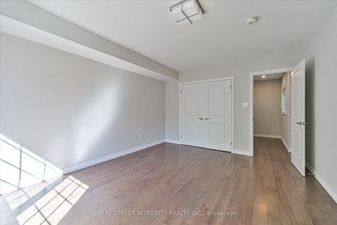Photo 19 at 7 - 250 Erskine Avenue, Mount Pleasant East, Toronto