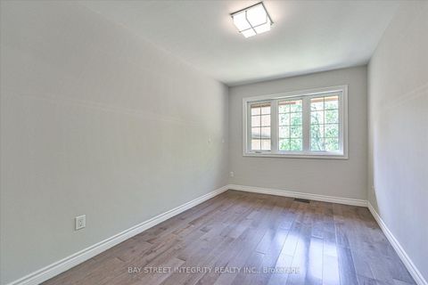 Photo 20 at 7 - 250 Erskine Avenue, Mount Pleasant East, Toronto