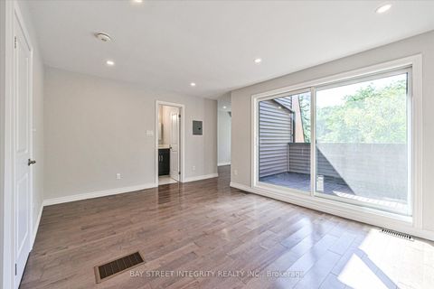 Photo 24 at 7 - 250 Erskine Avenue, Mount Pleasant East, Toronto