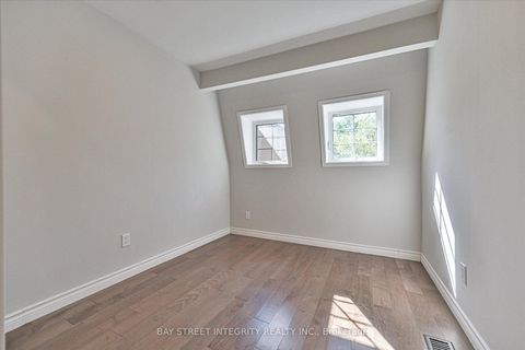 Photo 25 at 7 - 250 Erskine Avenue, Mount Pleasant East, Toronto