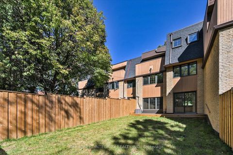 Photo 34 at 7 - 250 Erskine Avenue, Mount Pleasant East, Toronto