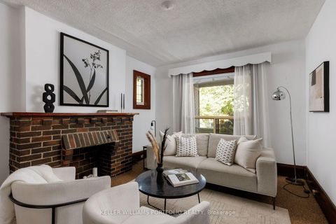 Photo 4 at 279 Garden Avenue, Swansea, Toronto