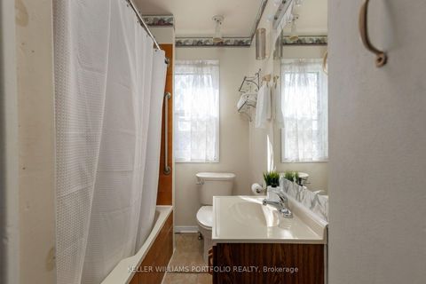Photo 27 at 279 Garden Avenue, Swansea, Toronto