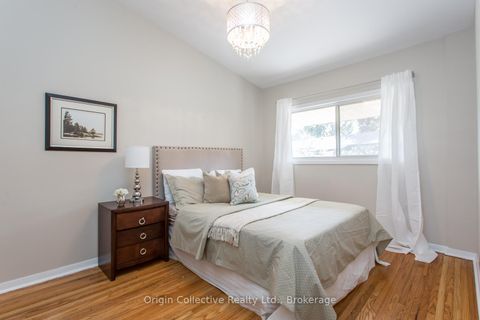Photo 9 at 40 - 10 Esterbrooke Avenue, Don Valley Village, Toronto