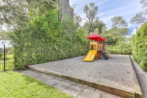 Photo 17 at 40 - 10 Esterbrooke Avenue, Don Valley Village, Toronto