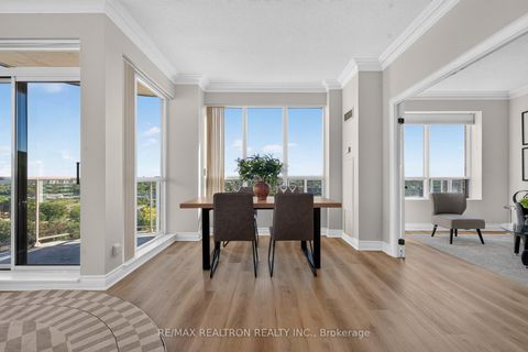 Photo 6 at LPH5 - 2 Clairtrell Road NW, Willowdale East, Toronto