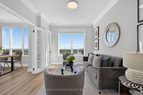 Photo 9 at LPH5 - 2 Clairtrell Road NW, Willowdale East, Toronto