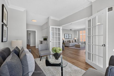 Photo 10 at LPH5 - 2 Clairtrell Road NW, Willowdale East, Toronto