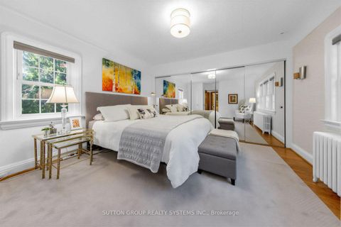 Photo 11 at 4 Brule Crescent, Swansea, Toronto