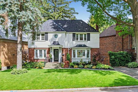 Photo 35 at 4 Brule Crescent, Swansea, Toronto