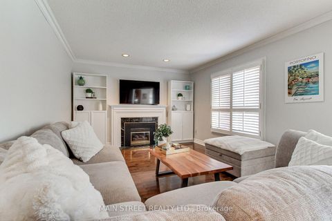 Photo 14 at 14 Mcgee Crescent, Aurora Highlands, Aurora