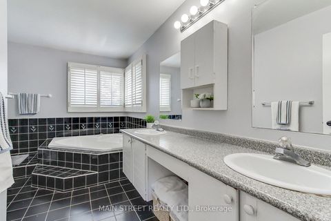 Photo 25 at 14 Mcgee Crescent, Aurora Highlands, Aurora