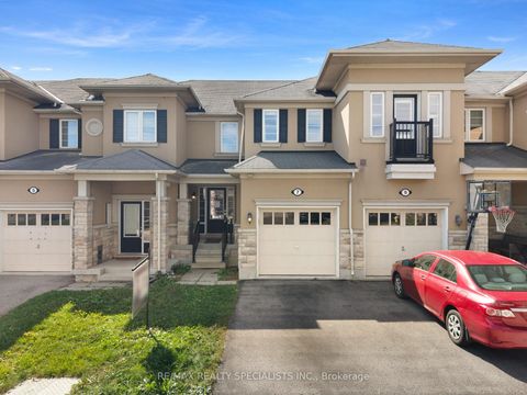 Photo 1 at 7 Stotts Terrace, Centennial Scarborough, Toronto