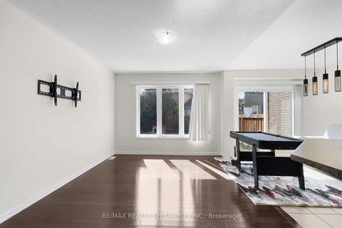 Photo 6 at 7 Stotts Terrace, Centennial Scarborough, Toronto
