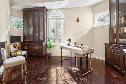 Photo 5 at 4 Fifeshire Road, Windfields, Toronto