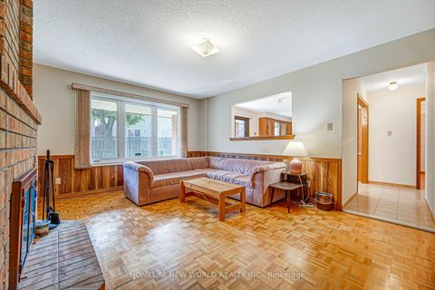 Photo 11 at 36 Purcell Square, Steeles, Toronto