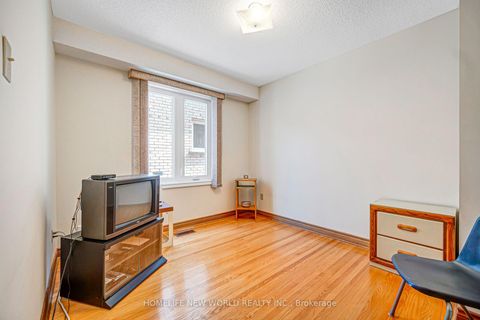Photo 16 at 36 Purcell Square, Steeles, Toronto