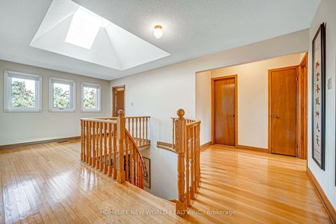 Photo 18 at 36 Purcell Square, Steeles, Toronto