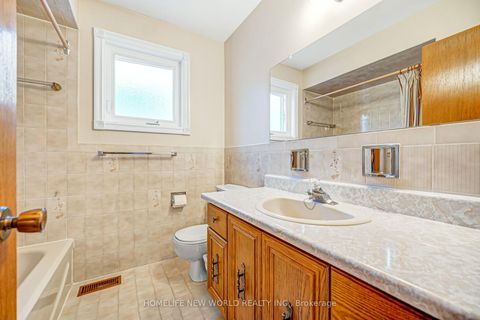 Photo 23 at 36 Purcell Square, Steeles, Toronto