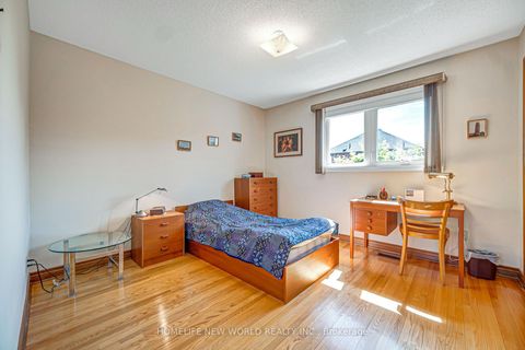 Photo 25 at 36 Purcell Square, Steeles, Toronto